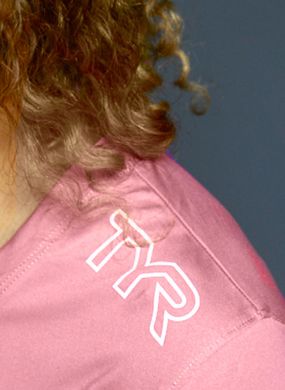 Жіноча футболка з рукавами і капюшоном TYR Women’s SunDefense Hooded Shirt, Coral, M, Coral